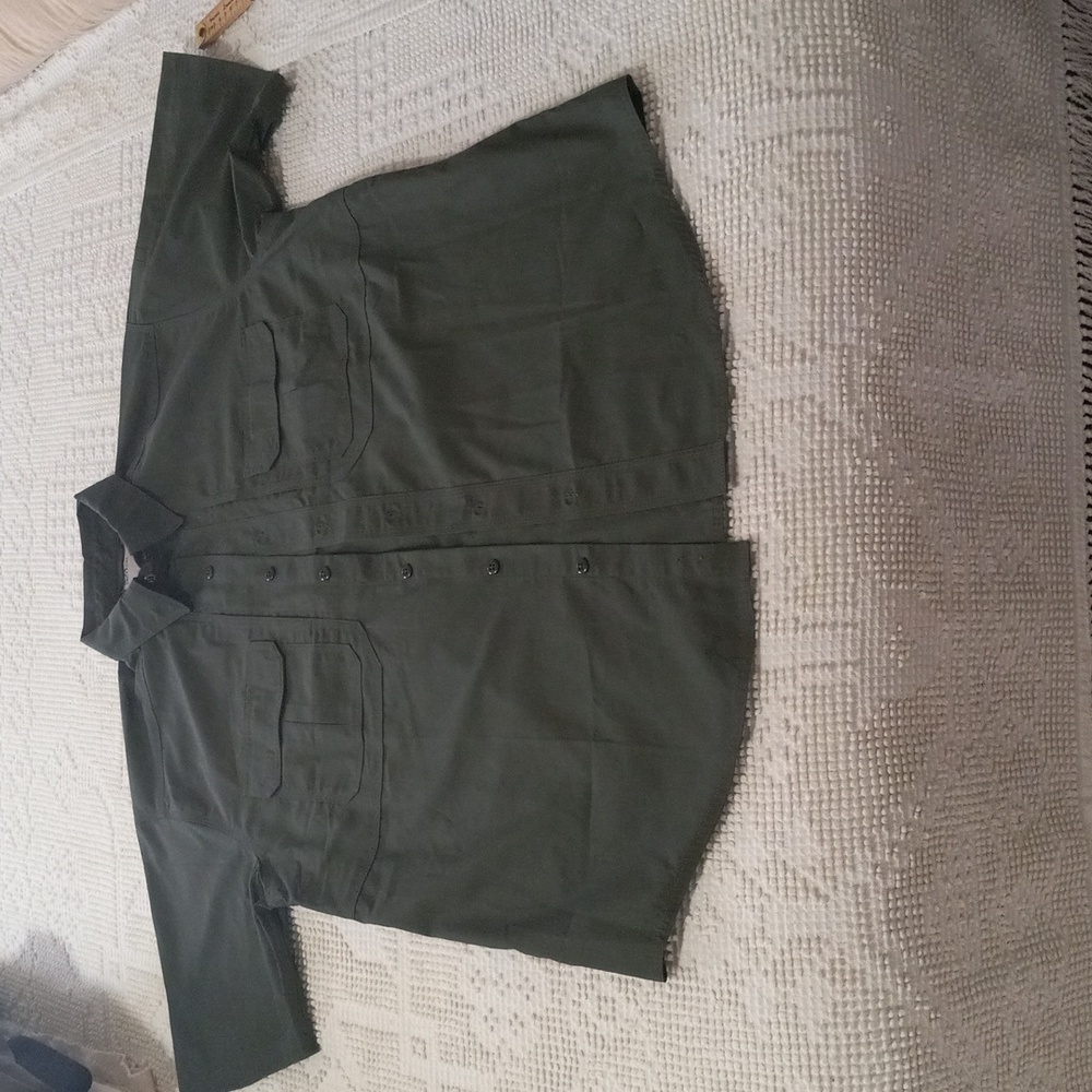 5.11 Tactical Pro Short Sleeve Sz.Large Please See Measurments For Best Fit